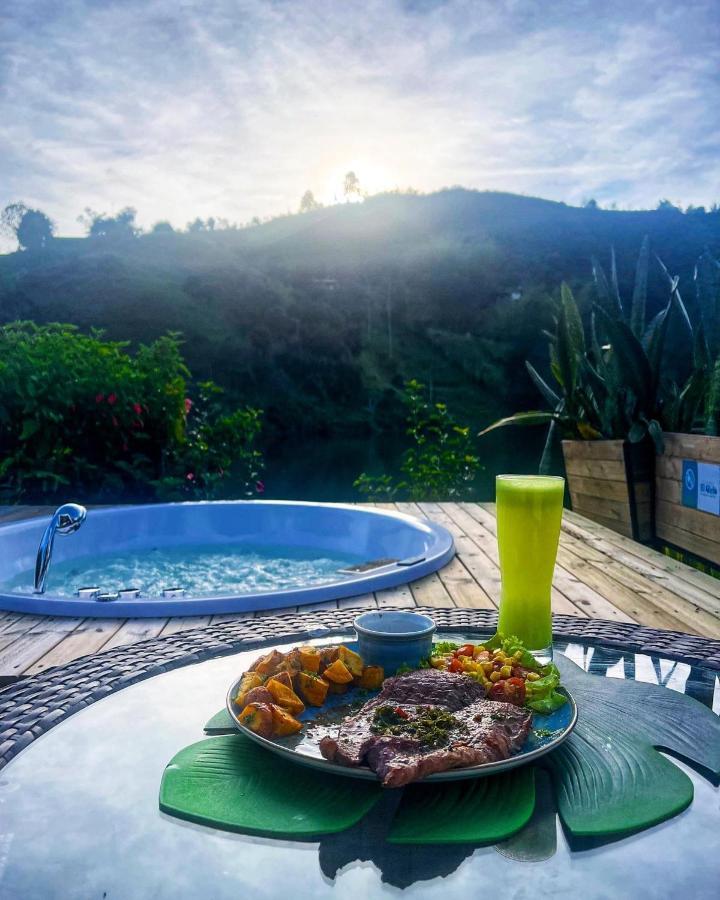 Aw Guatape Glamping Resort Exterior foto